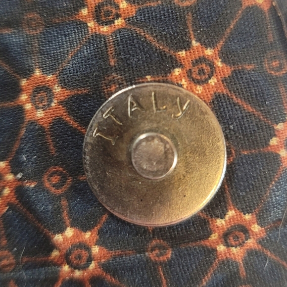 0777. The Finest ITALIAN Leather ~ Woven ~ Crossbody ~ Purse ~ TRENDY & CHIC - Picture 10 of 13